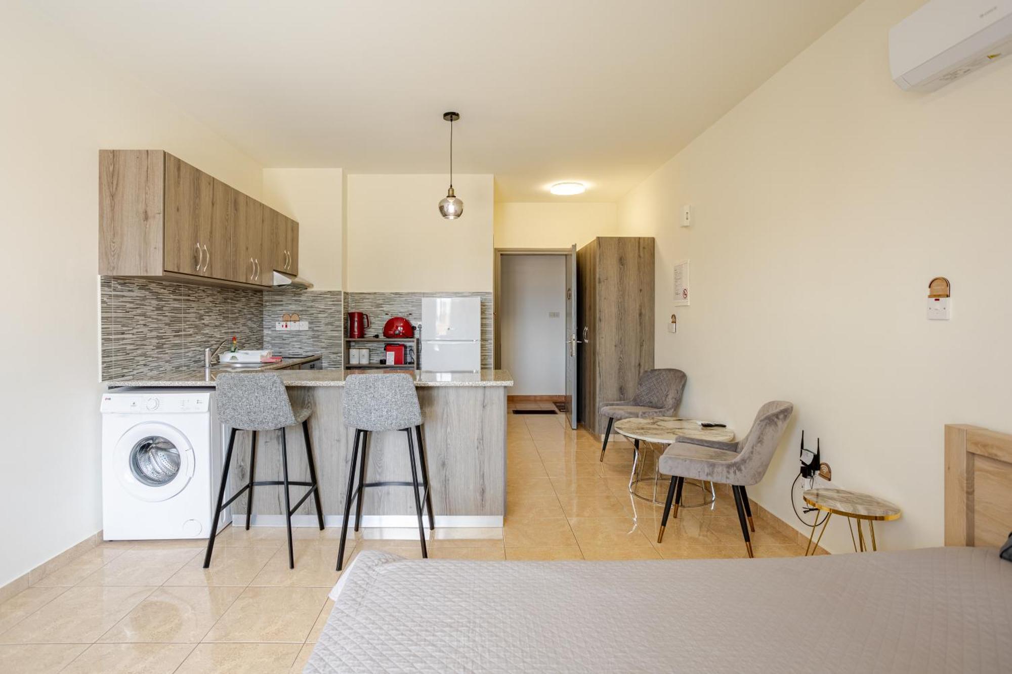 Danaos Seaside 103 With Pool In Tourist Area Appartement Paphos