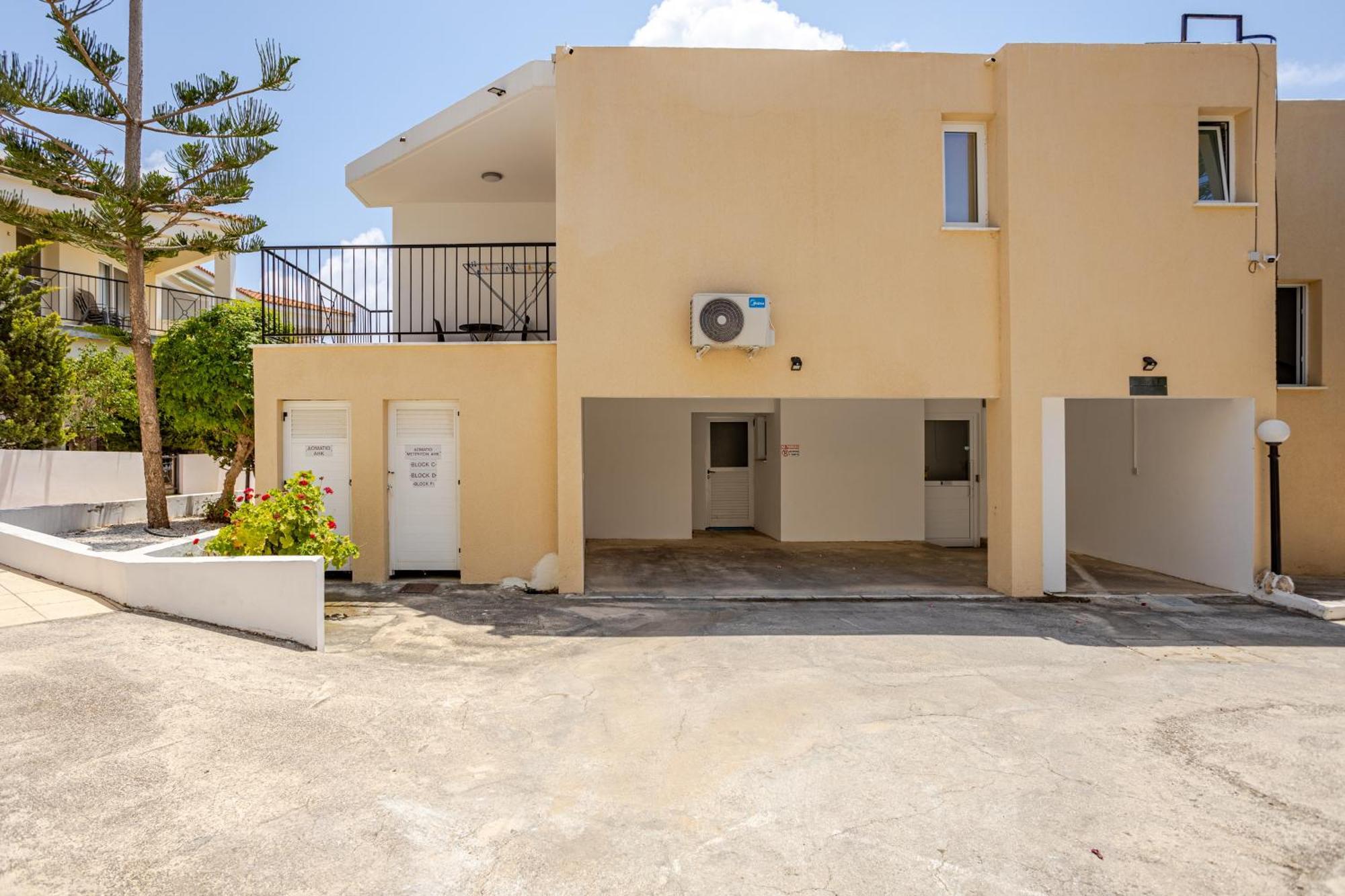 Danaos Seaside 103 With Pool In Tourist Area Paphos