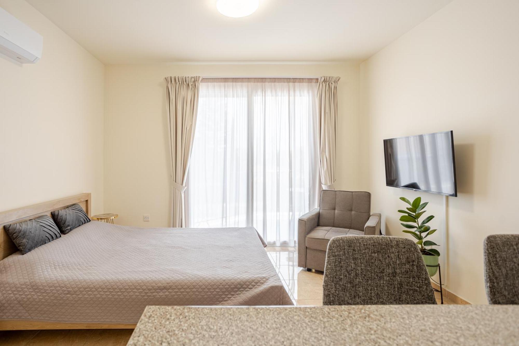 Appartement Danaos Seaside 103 With Pool In Tourist Area