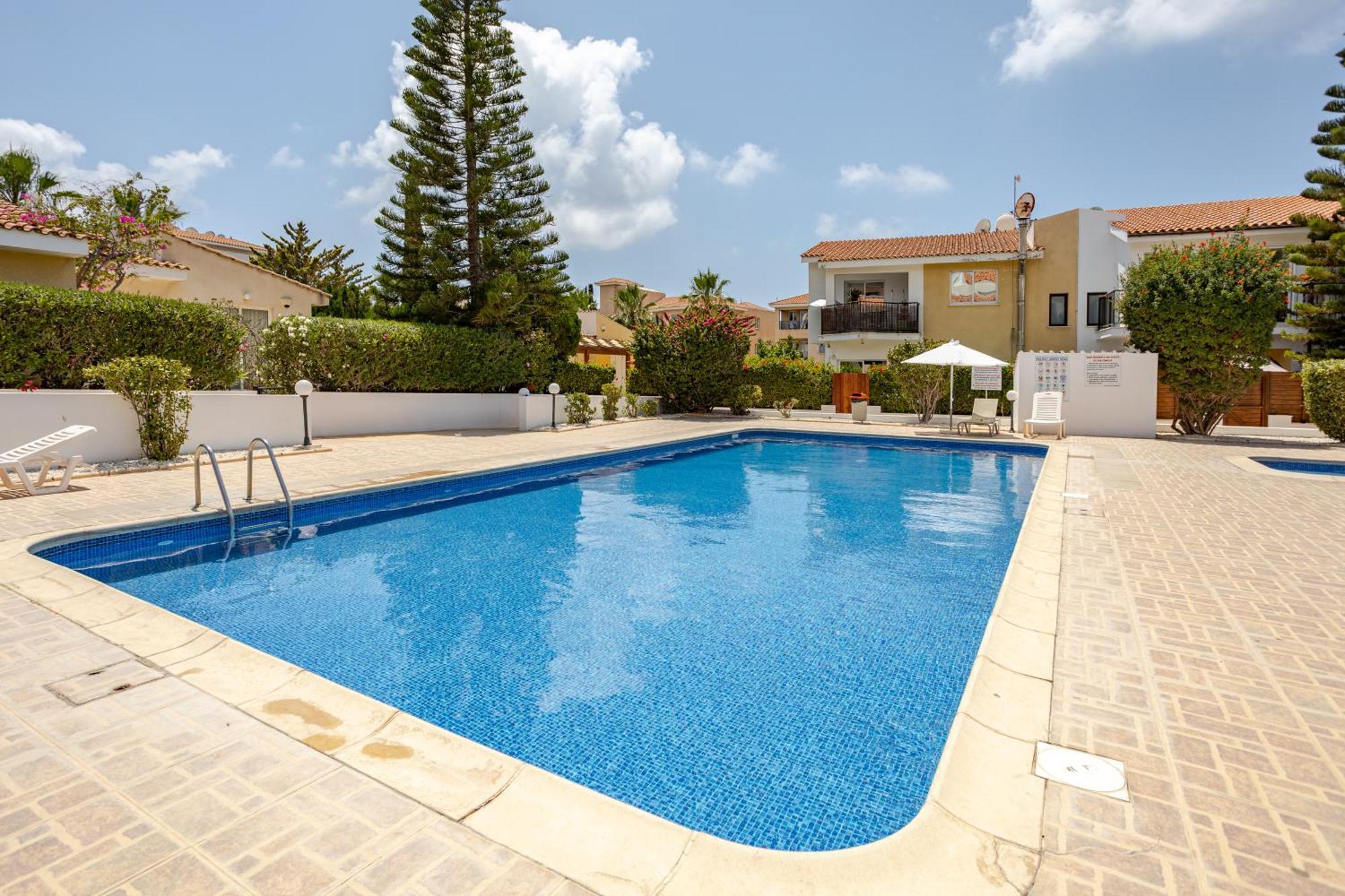 Appartement Danaos Seaside 103 With Pool In Tourist Area